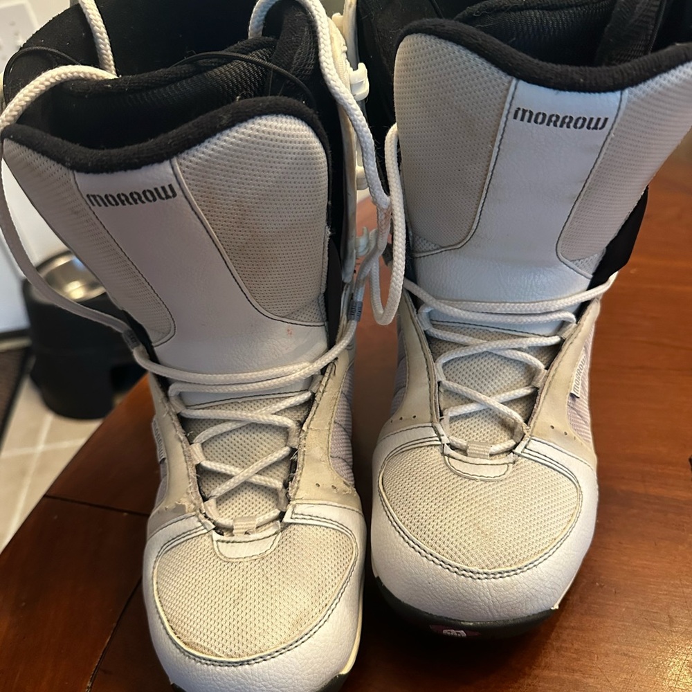 Women's Snowboard Boots Lace Up